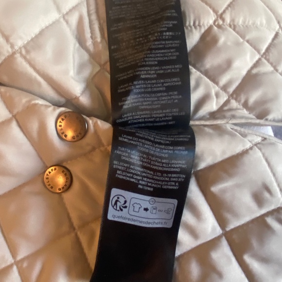 Belstaff Men’s Quilted Vest, Size 38, Cream - Picture 5 of 9